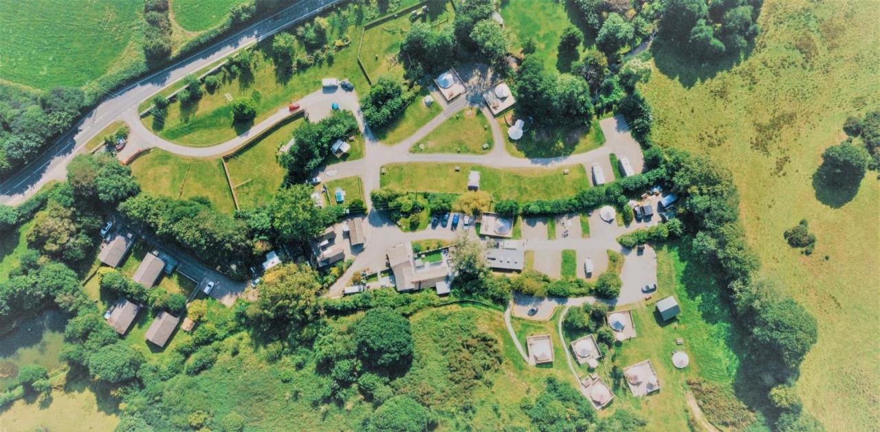 Willow Valley Glamping Bude Buitenkant foto
