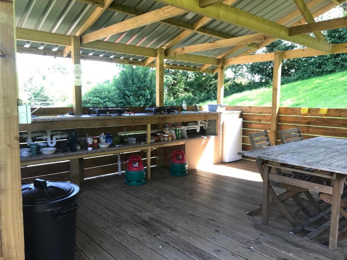 Willow Valley Glamping Bude Buitenkant foto