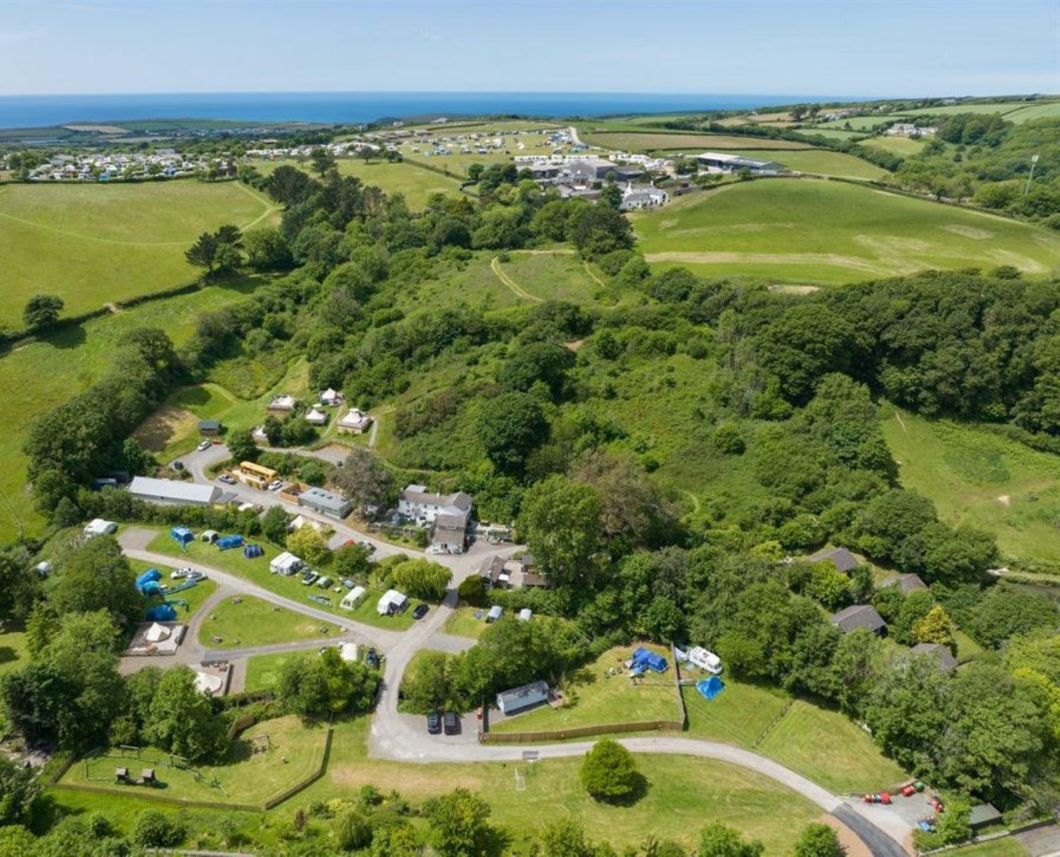 Willow Valley Glamping Bude Buitenkant foto